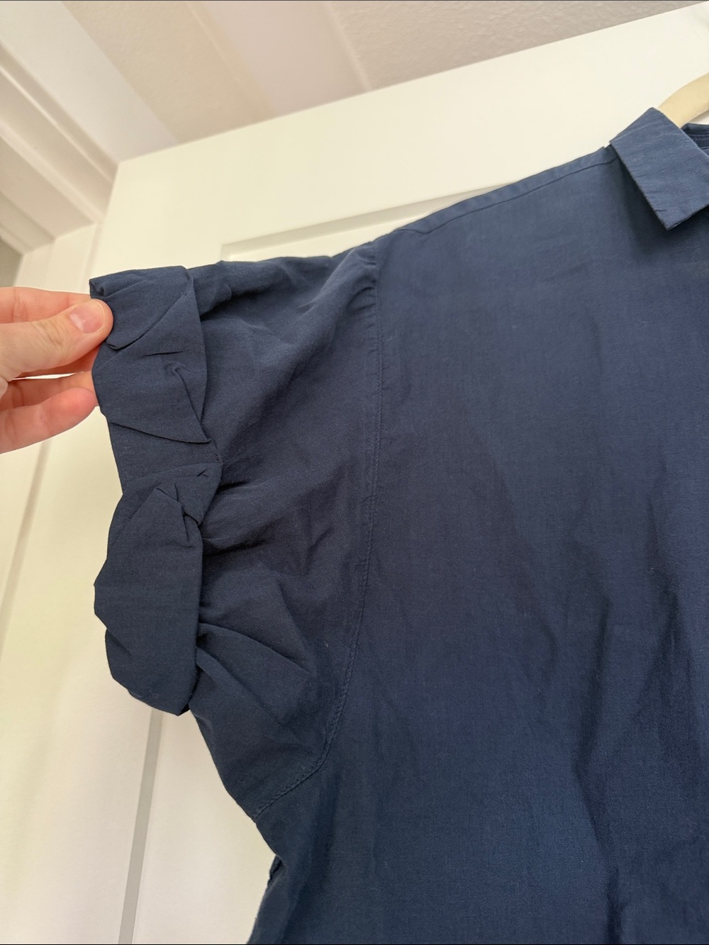 XiRENA Navy Short-Sleeve Button-Down Shirt - Picture 3 of 6